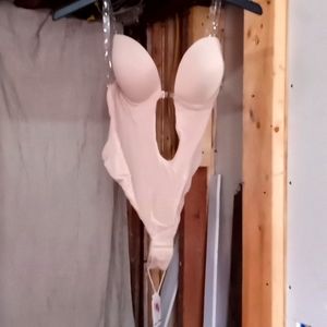 Backless undergarment